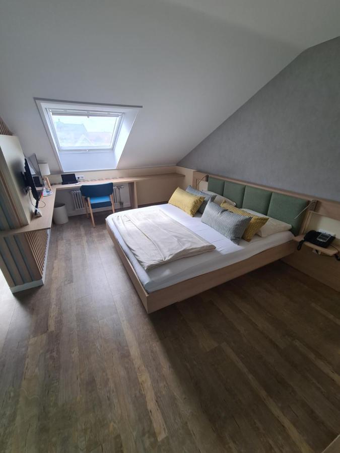 Stadthotel Engel Ettlingen Exteriér fotografie
