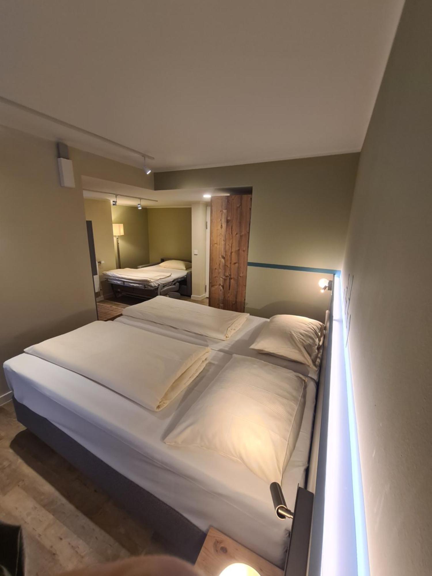 Stadthotel Engel Ettlingen Exteriér fotografie